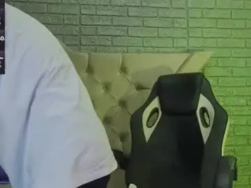 Chaturbate Best live sex cam show of edwardross_