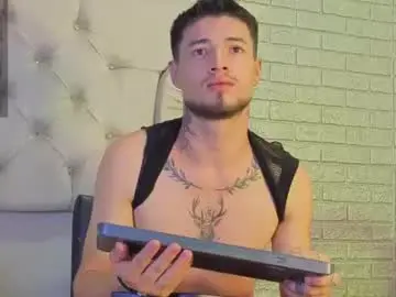 Chaturbate Nude Webcam of edwardross_