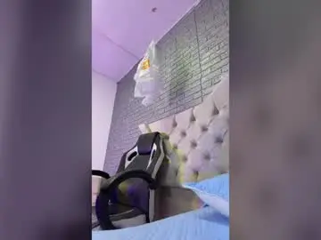 Chaturbate Live Porn of edwardross_