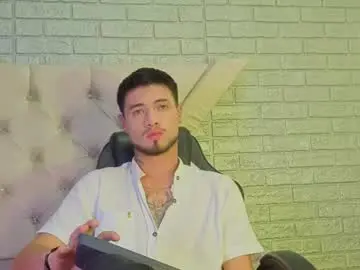 Chaturbate Watch Live Sex Cams of edwardross_