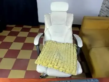 Chaturbate Best live sex cam show of maikol_norban