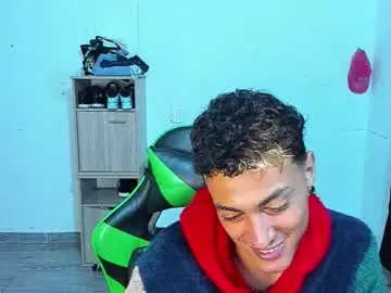 Chaturbate Best live sex cam show of zafirocum