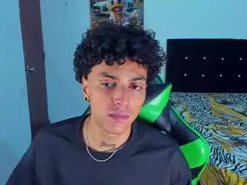 Chaturbate Live Sex Cam of zafirocum