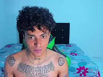 Chaturbate Best live sex cam show of zafirocum