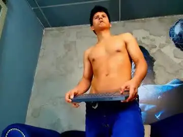 Chaturbate Free Live Porn of atlas_desire