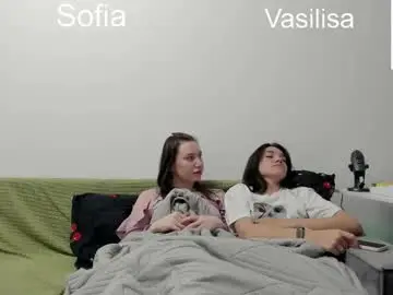 Chaturbate Live Sex Cam of kesh_mne