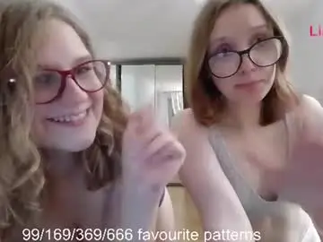 Chaturbate Best live sex cam show of lumi_bloom