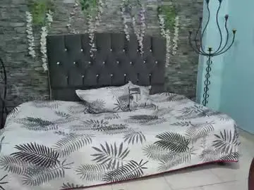 Chaturbate Adult Video Chat of alex_and_rose___