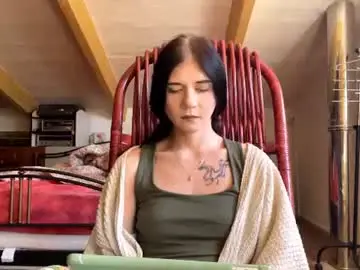 Chaturbate Live Sex Cam of kashahietala
