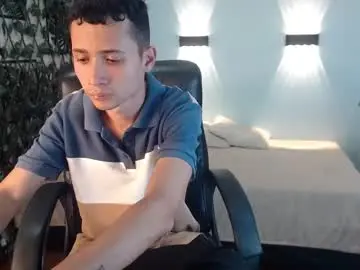 Chaturbate Sex Cam of lucasssmith11