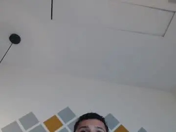 Chaturbate Sex Cam of lucasssmith11