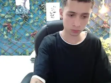 Chaturbate Free Live Porn of lucasssmith11