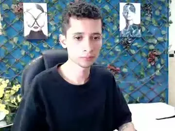 Chaturbate Nude Webcam of lucasssmith11