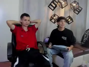 Chaturbate Watch Live Sex Cams of lucasssmith11