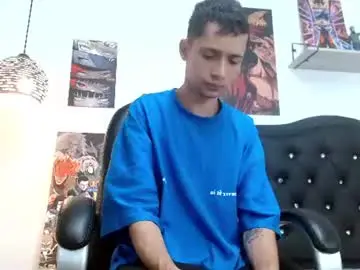 Chaturbate Nude Webcam of lucasssmith11