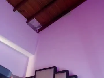 Chaturbate Live Sex of agathe_caius