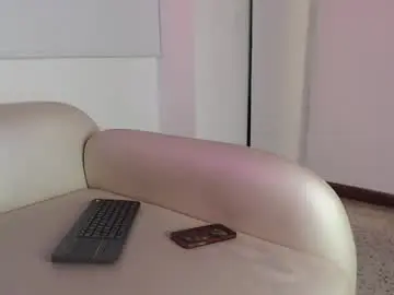 Chaturbate Free Porn Cam of agathe_caius