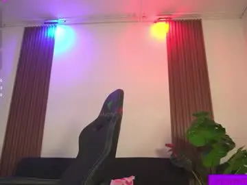 Chaturbate Best live sex cam show of calypso_and_ge1