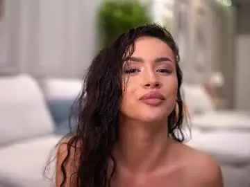 Chaturbate Live Sex Cam of isadorareyes