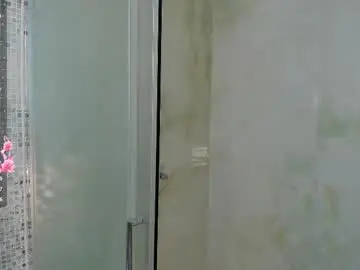 Chaturbate Live Sex of mikaelataron