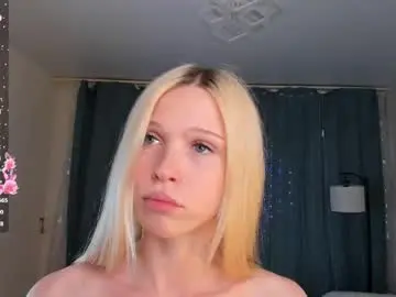 Chaturbate Nude Webcam of mikaelataron