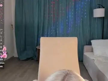 Chaturbate Best live sex cam show of mikaelataron