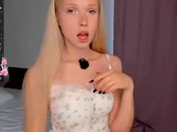 Chaturbate Adult Webcams of mikaelataron
