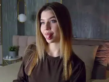 Chaturbate Adult Video Chat of sara_lewiis