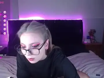 Chaturbate Sex Cam of shysweetrish