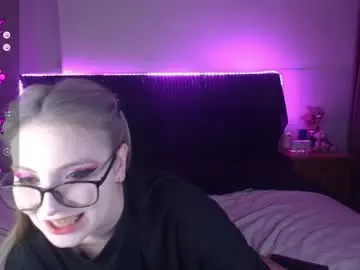 Chaturbate Free Live Porn of shysweetrish