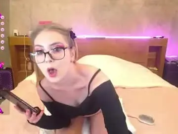Chaturbate Adult Video Chat of shysweetrish