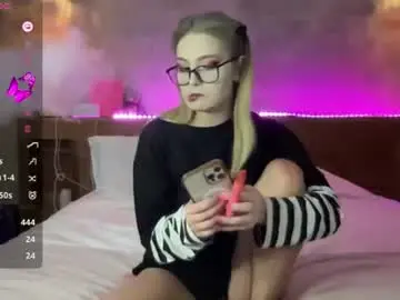Chaturbate Nude Webcam of shysweetrish