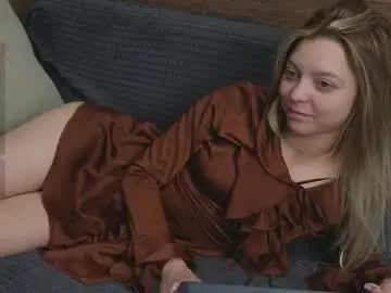 Chaturbate Free Porn Cam of emilielong