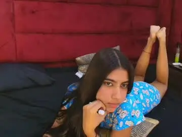 Chaturbate Free Porn Cam of strawberrymia68_