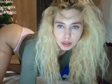 Chaturbate Live Sex Cam of wonderfulangel