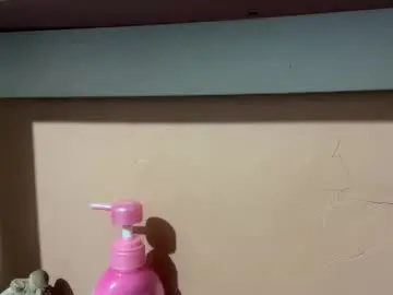 Chaturbate Watch Live Sex Cams of holly_wyn