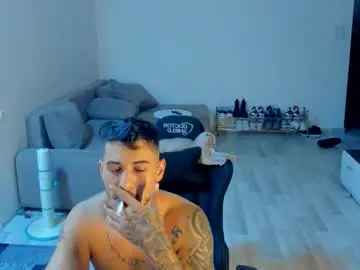 Chaturbate Live Sex Cam of jonnyporn1