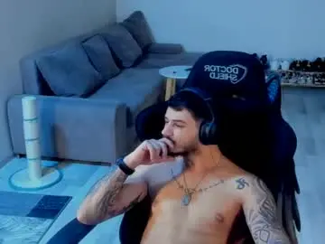 Chaturbate Nude Webcam of jonnyporn1