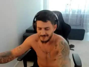 Chaturbate Live Sex Cam of jonnyporn1