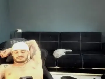 Chaturbate Sex Chat of jonnyporn1