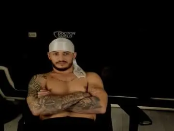 Chaturbate Adult Video Chat of jonnyporn1