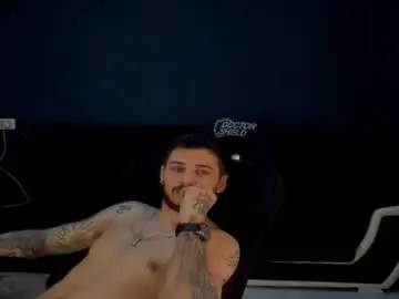 Chaturbate Sex Cam of jonnyporn1