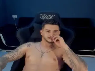 Chaturbate Free Porn Cam of jonnyporn1