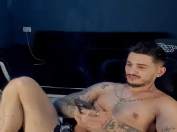 Chaturbate Sex Chat of jonnyporn1