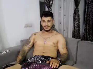 Chaturbate Sex Chat of jonnyporn1