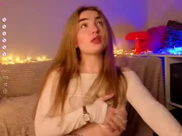 Chaturbate Free Porn Cam of sweetandcuteee