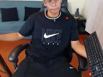 Chaturbate Sex Cam of valentino_08