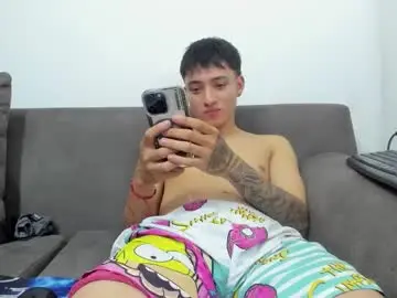 Chaturbate Live Sex Cam of wesley_boy_