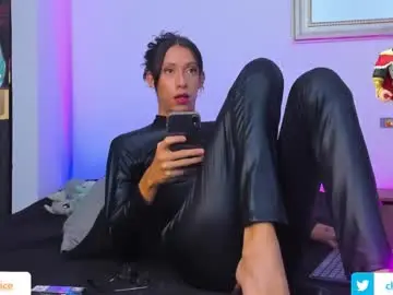 Chaturbate Live Sex of alicee_salvatore