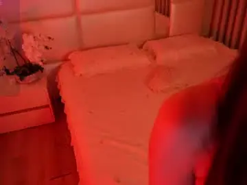 Chaturbate Free Live Porn of lilly_colins